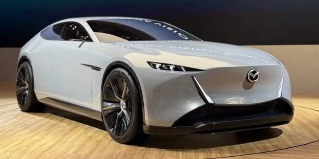 Mazda ������������ ����� CX-40 ��� ������ ���������