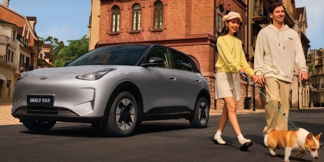 Geely ������ ��������� ���� Toyota � ������볿