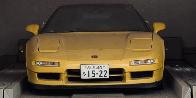 ��������� �������� Honda NSX-R ������� � ������