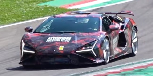 Lamborghini Revuelto SV ������� �� ������ � ����