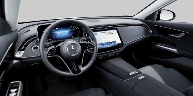Mercedes-Benz ������� 144 ������ ����� ���� � ��� ����� �������� � ��������