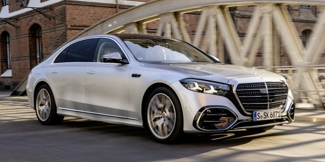 ����� Mercedes-Benz S-Class ������� ����-���� � �������