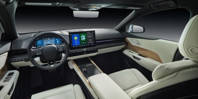 Lexus ������� � �������� ������� ��������� Arene