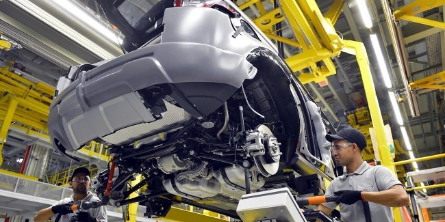 �������� Jaguar Land Rover ��������� �� 99 �������