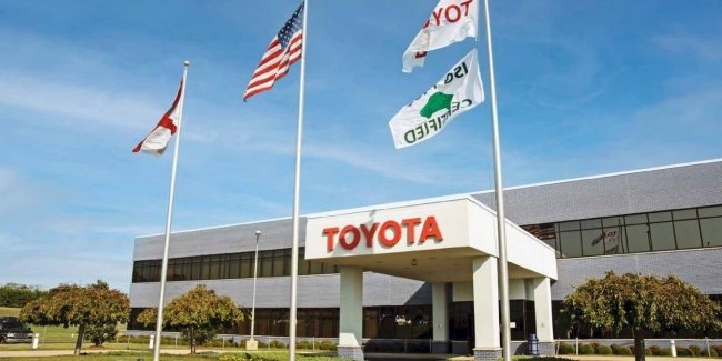 ����������� ������ �� Toyota 9 ���� ������