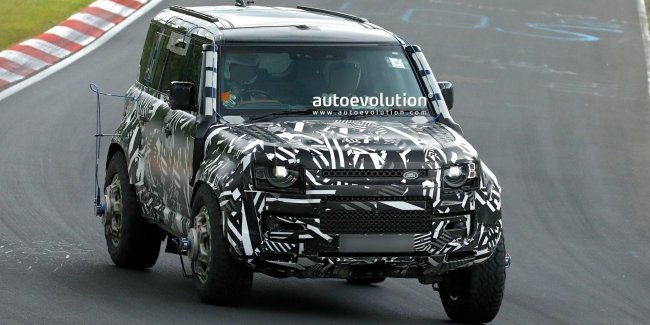 ����� Land Rover Defender ������� �� ������