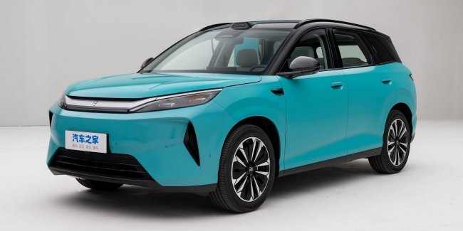 ѳ������ ��������������� BYD Atto 3 ������� � ������