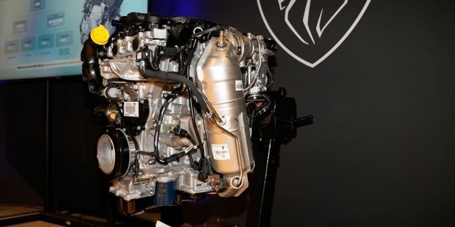 Peugeot �������� ����� ���������� ������ 1.2 Turbo 100