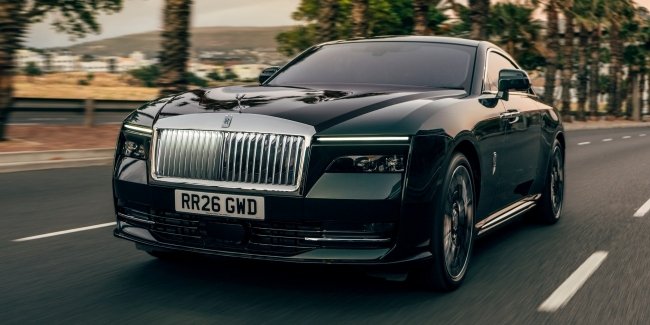 ����������� Rolls-Royce Spectre ���� ����������