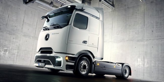 Mercedes-Benz Trucks �������� ������ ���������������� ����� ������� eActros Lowliner