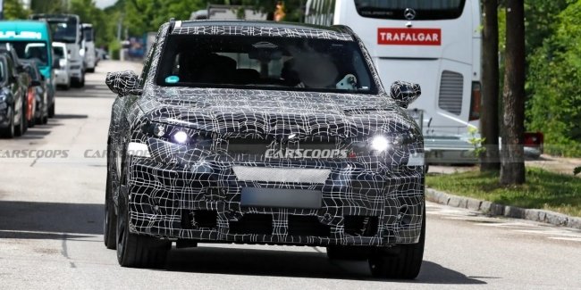 ������������ ������� �������������� ��������� BMW iX5 M