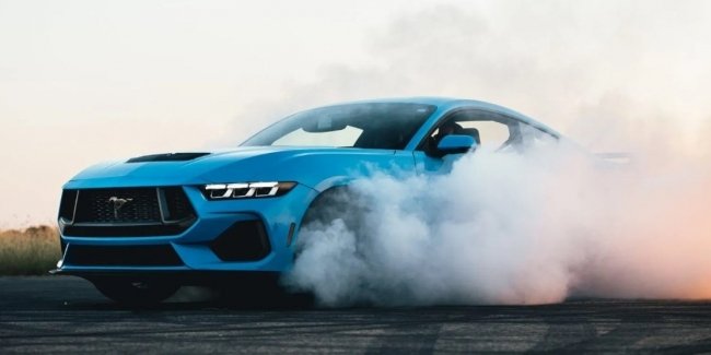 Roush ������ ���������� Ford Mustang