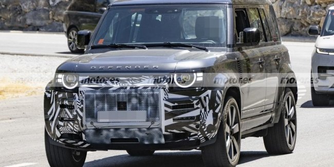 ����� Land Rover Defender ������� �� ������