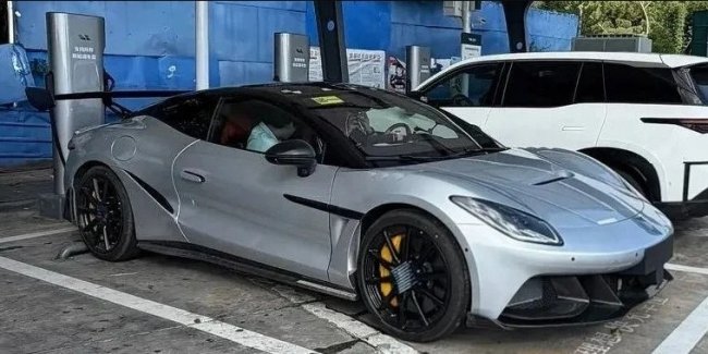Denza Z Track Edition ������� �� ��� ����������� � ����