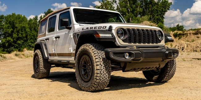 ������������ Jeep Wrangler ������� �������� ����� Laredo