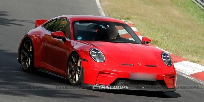 ���������� Porsche 911 ������� �� ��� �����������
