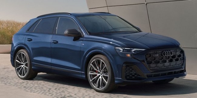 �������� Audi Q8 ������ ���� ��������