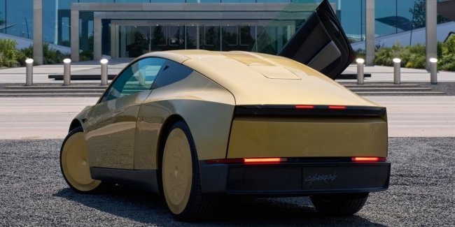 Tesla ������ �������� Cybercab �� ���������� ������� Starlink