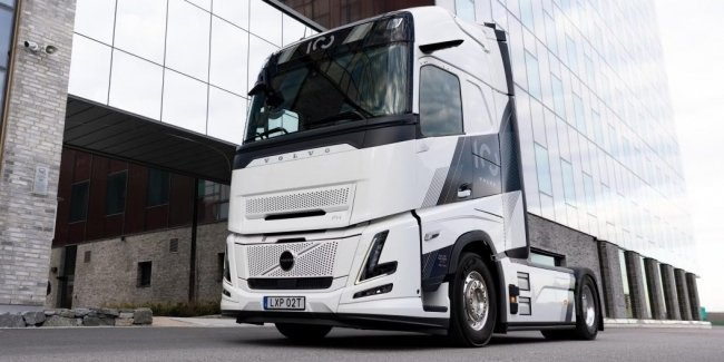 Volvo ������� ��������� ���������� ��� �� ����� ����� 100-������ �����