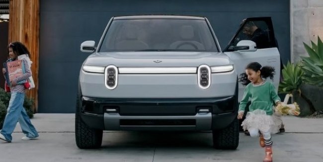Rivian ����� ����� �� ������������ ����� �� ����������� ���������� R2