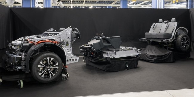 Lexus ����� ��������� ������������ � ����