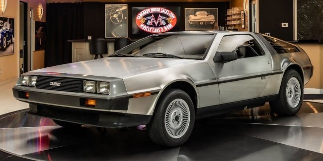 �� ������ ��������� ��������� ���������� DeLorean DMC-12