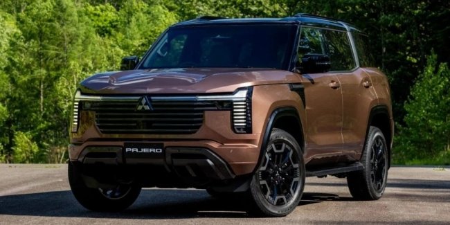 ����� Mitsubishi Pajero �������� ������ �������� �� Toyota Land Cruiser 250