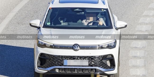 Volkswagen �������� ������������ ������ Tiguan R