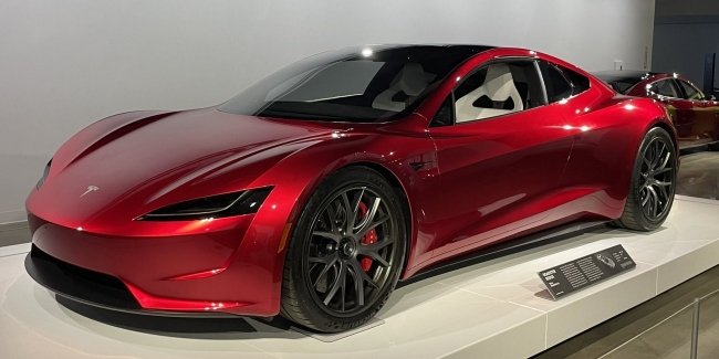 Tesla �������� ������ �� ������������� �� �������������