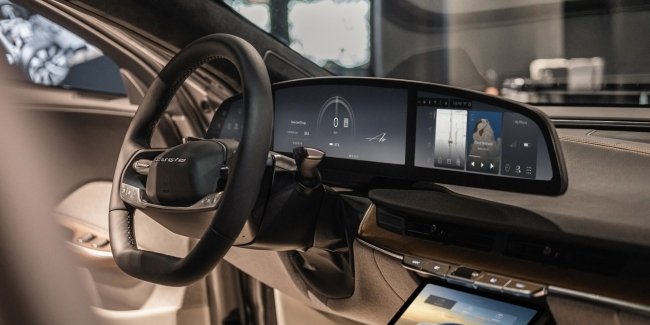 Lucid Air ������� ����� ��������� � ���� Gravity