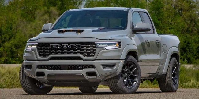 Ram ��������� �������� ����� ������ ���� ����� Ram 1500 Rumble Bee �� 24 ������