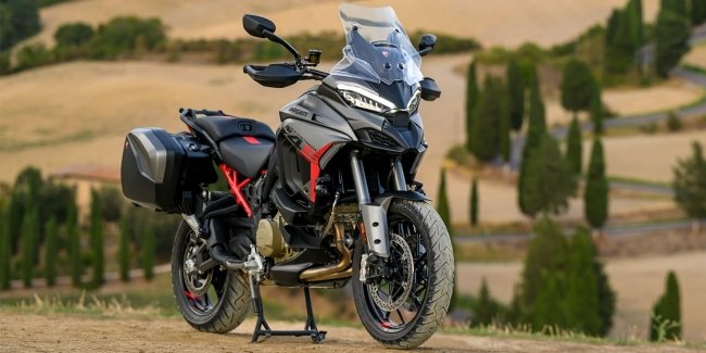 ��������� Ducati Multistrada Grand Tour ������ � ������ � ��������