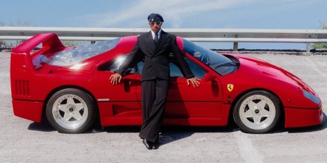 ����� �������� ����� �� ����������� ���� Ferrari F40