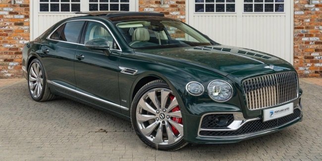 Bentley Flying Spur �� ������ ���������� ������ ��������� �� ������