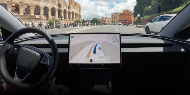 Tesla � ����� ������������� FSD �� �Tesla Assisted Driving�