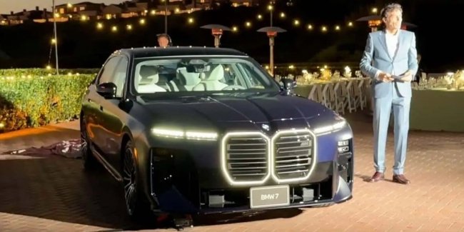 BMW ��������� V8 �� �������� �����