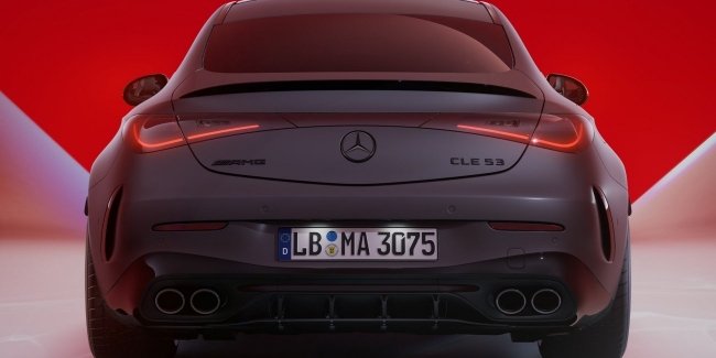 Mercedes-Benz ������ ������� � ������� ����������� V8
