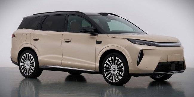 BYD ������������ ���� �������� ������������� ��������� Tang EV