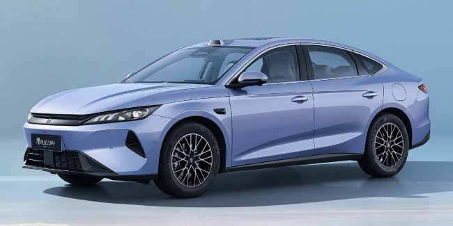 �������� BYD ���������������� ����� ������ Qin Plus 2027