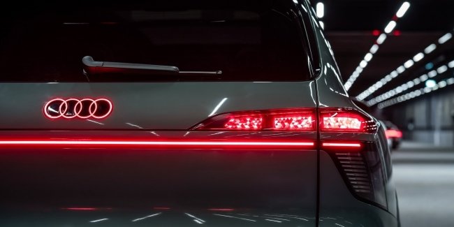 Audi Q9 ������� ������� ��������� OLED-�����