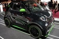 Электрокар Smart Fortwo Electric Drive 2017 стал заряжаться быстрее