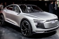   Audi E-Tron Sportback Concept  