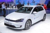   Volkswagen e-Golf    Lanos