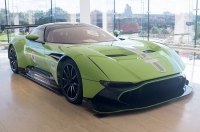  Aston Martin   Lamborghini   3,5  