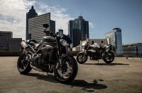 Обновленные мотоциклы Triumph Speed Triple S и RS