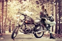 В США женщины тратят на свои мотоциклы больше мужчин
