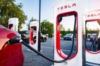    Tesla      Supercharger