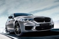  BMW M5:  