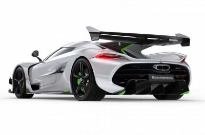 Марка машины koenigsegg