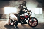Обновленный мотоцикл BMW G310R (видео)